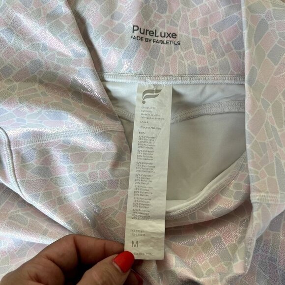 Fabletics Women size M‎ Pureluxe Holographic Leggings w/Pockets Mermaid Fairy - Picture 6 of 7